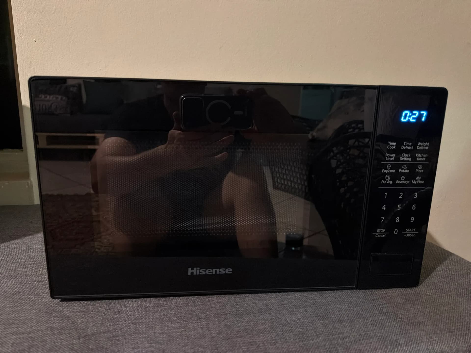 Hisense 20L Microwave Oven