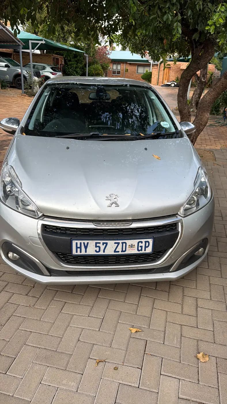 2019 Peugeot 208 Puretech 1.2i